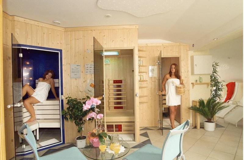 Hotel Gasthof Brueggler Радщат Екстериор снимка