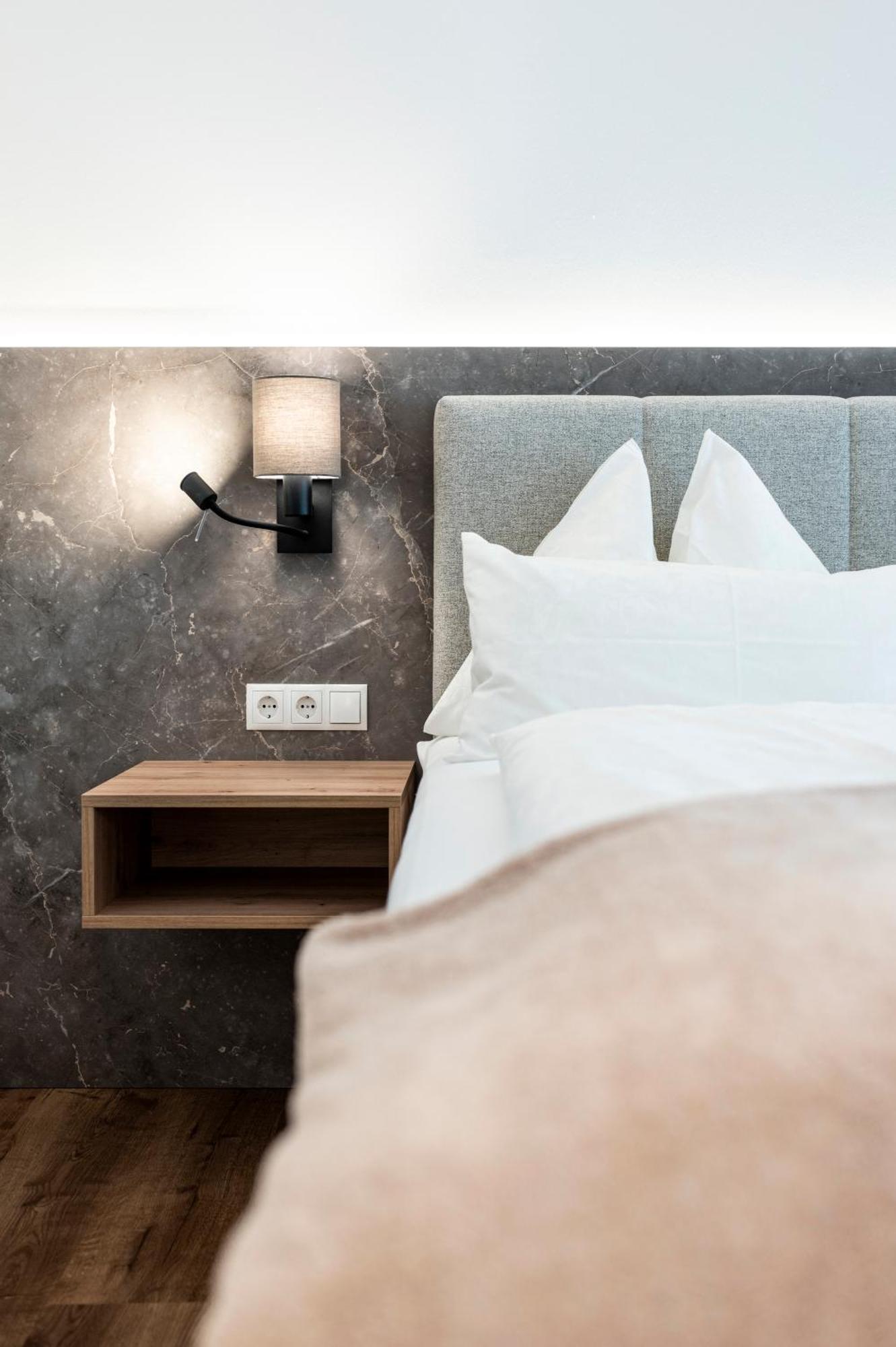 Hotel Gasthof Brueggler Радщат Екстериор снимка