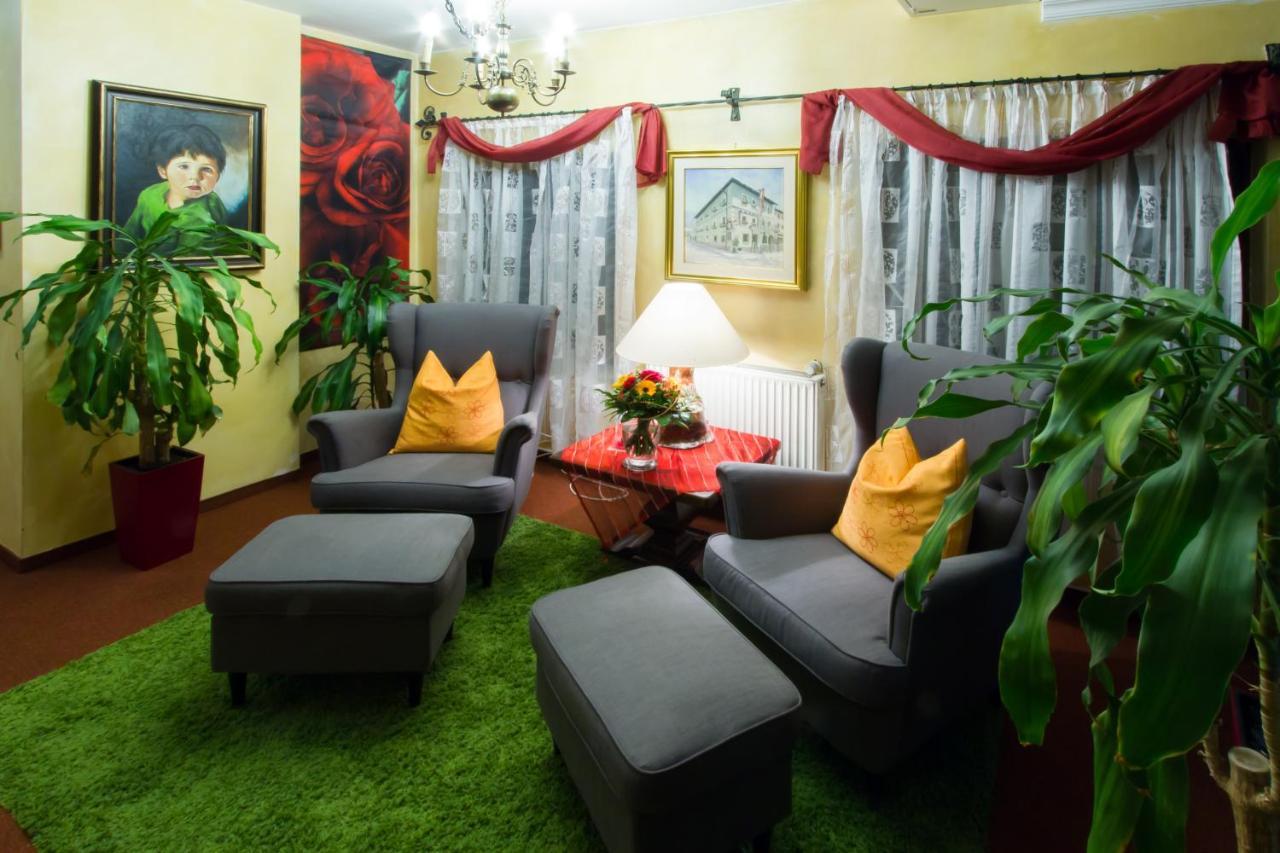 Hotel Gasthof Brueggler Радщат Екстериор снимка