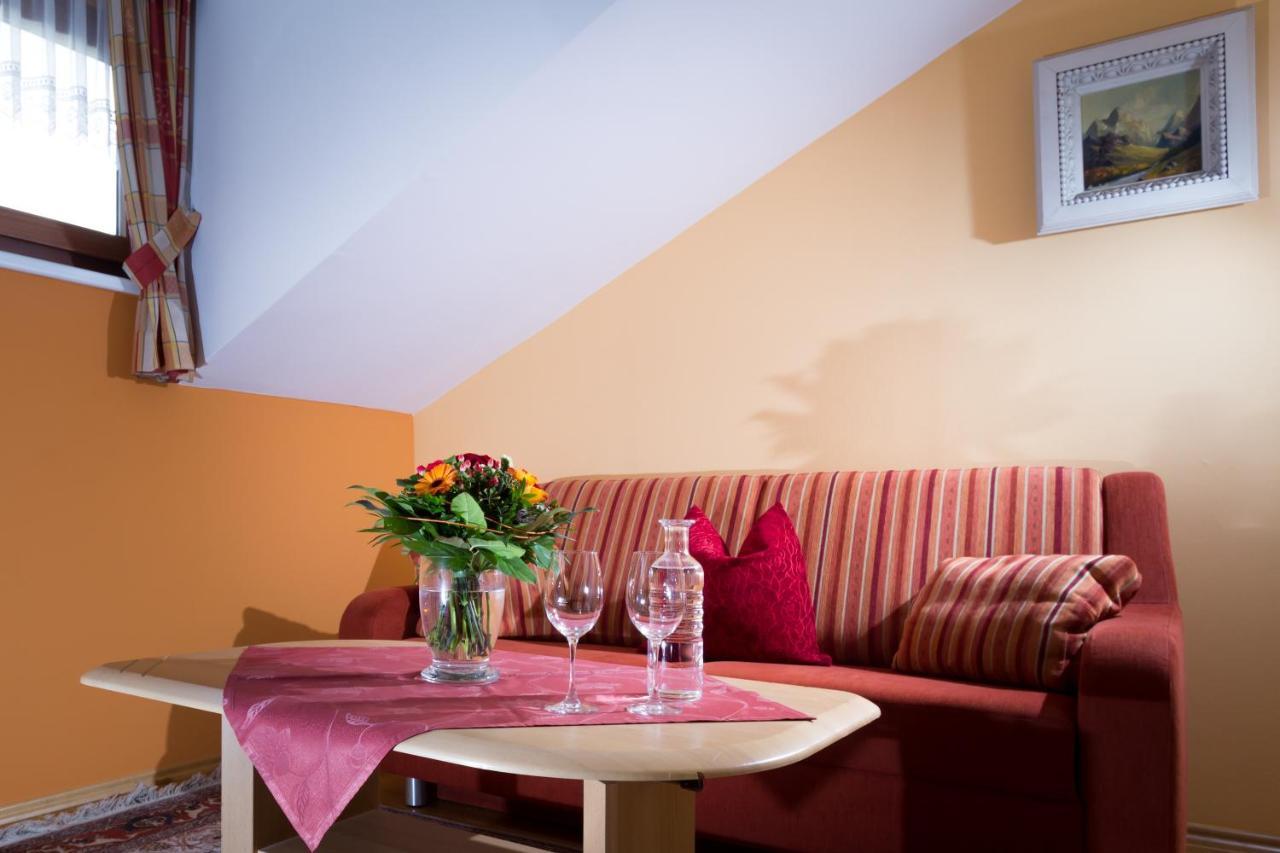 Hotel Gasthof Brueggler Радщат Екстериор снимка