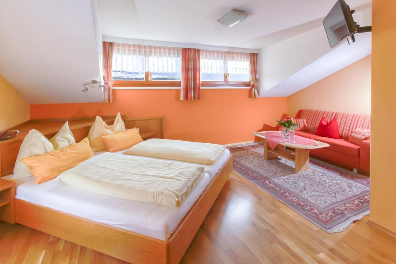 Hotel Gasthof Brueggler Радщат Екстериор снимка